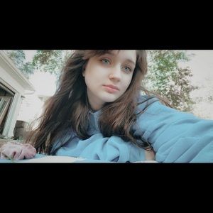 Meet your Posher, Tay